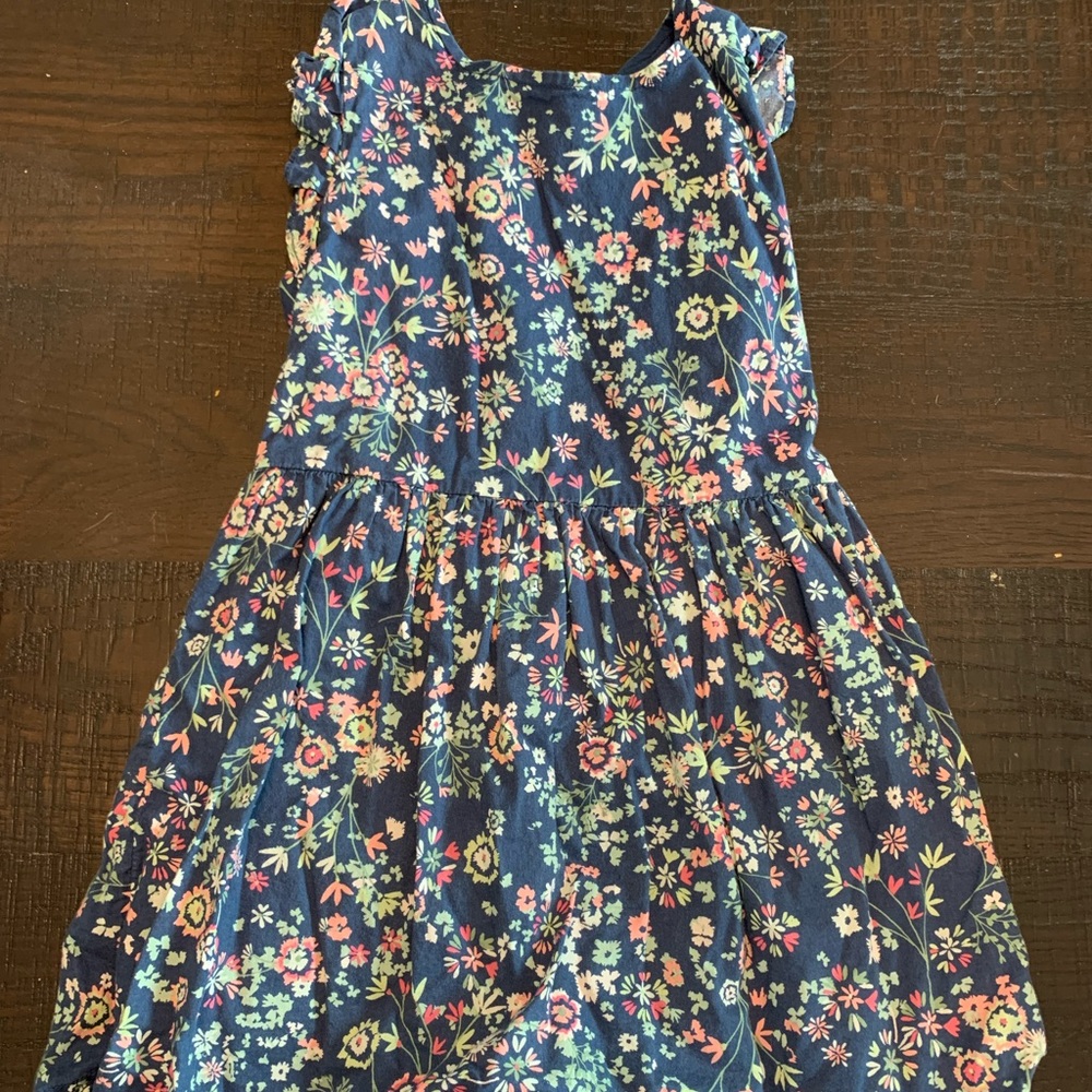 Girls Gap size 6-7 (small) dress